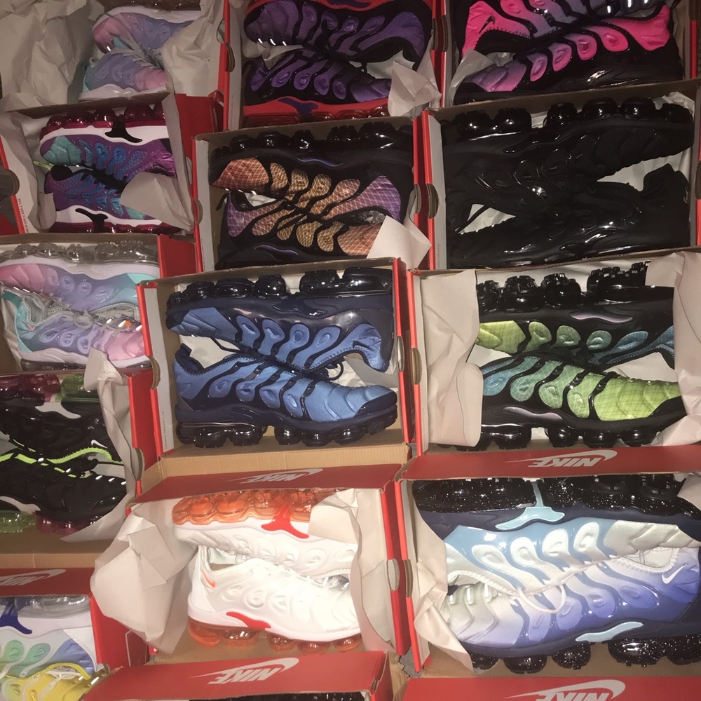 Nike Vapormax Plus 2020 - Picture 8 of 16